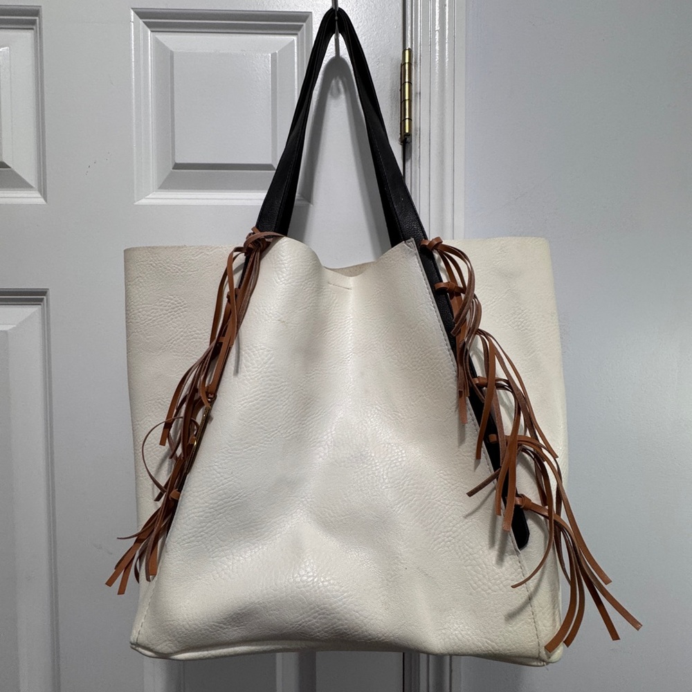 Jessica Simpson white tote with Brown Tassel bag
